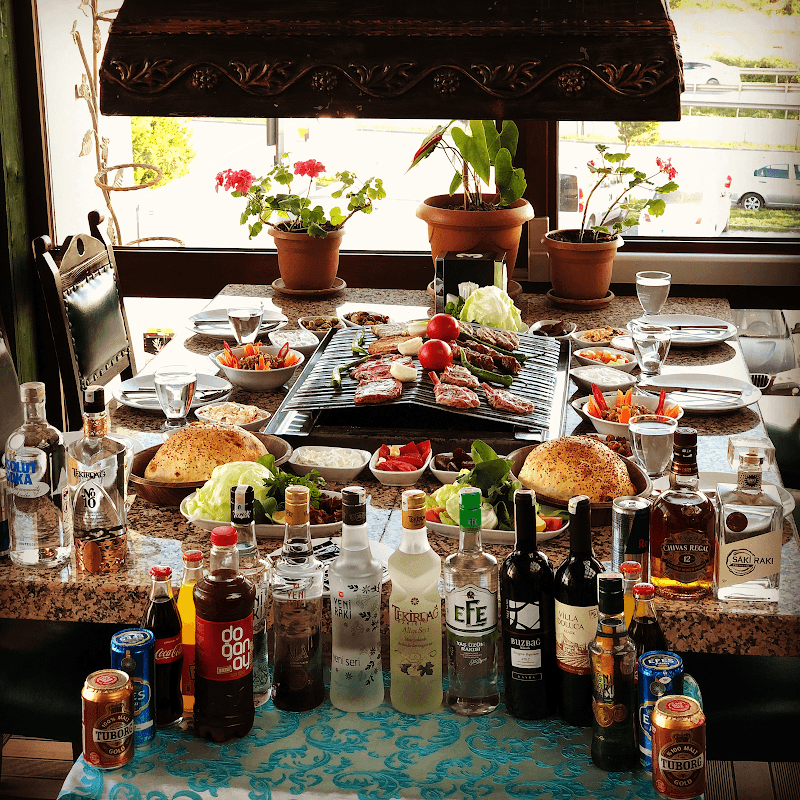 Kanatçı Muhtar’ın Köyü Muhtar Halis Restaurant - Beylikdüzü