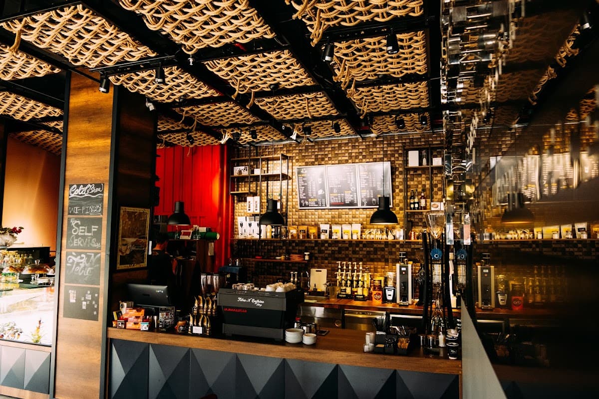 Tetra N Caffeine Shop - Çankaya Kahve Dükkanı
