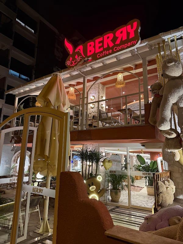 Berry Coffee Company Bostanlı - Karşıyaka