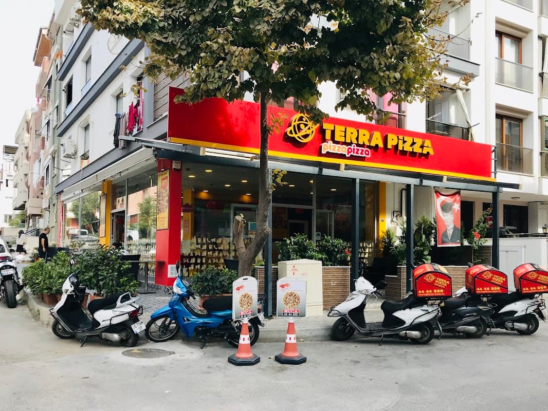 Terra Pizza - Buca Heykel - Buca