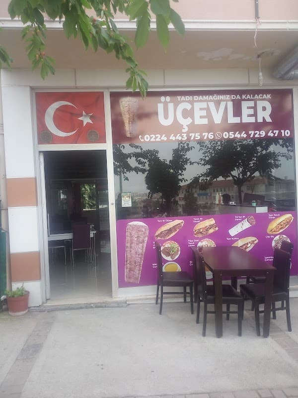 Üçevler döner - Nilüfer