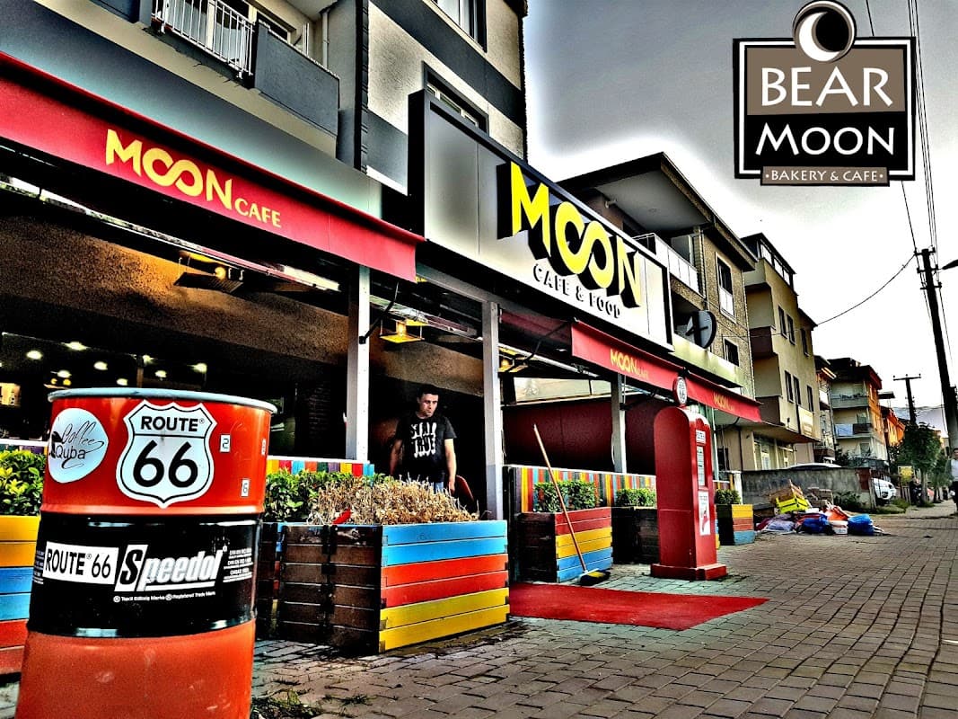 Moon Cafe - İnegöl